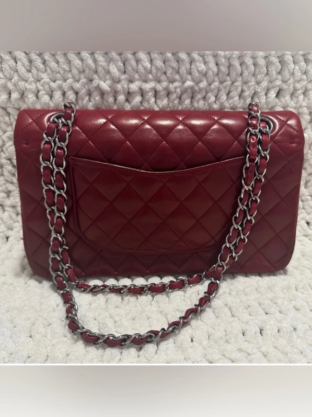 CHANEL shoulder bag